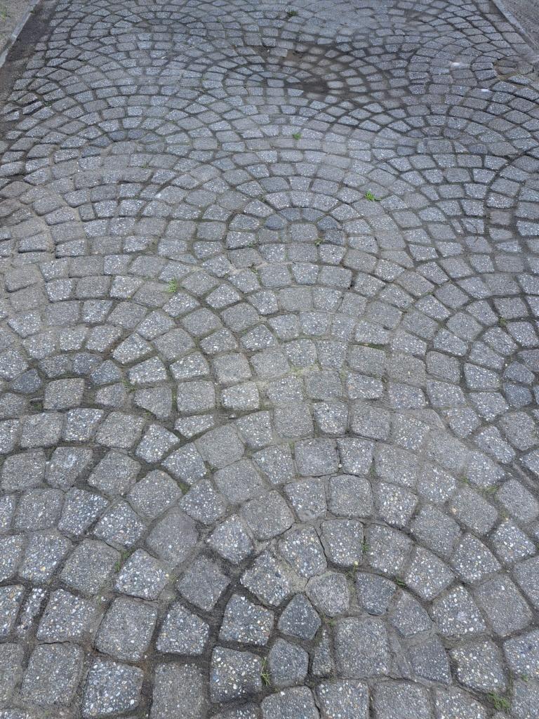 Stenen cirkel of waaier verband, Tuin en Terras, Ophalen, Gebruikt, Klinkers, 10 m² of meer