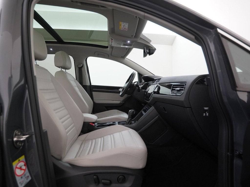 Volkswagen Touran 1.5 TSI Highline DSG | 7 Persoons | Leder, Auto's, Volkswagen, 12 maanden, 15 km/l, Euro 6, 4 cilinders