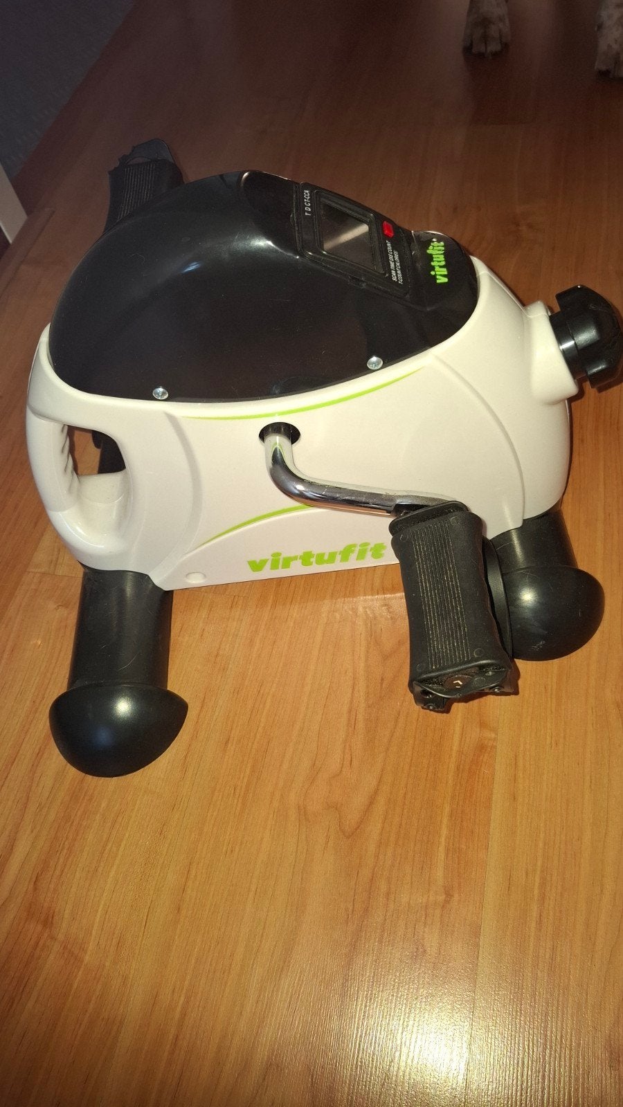 VirtuFit Stoelfiets - Compacte Hometrainer, Ophalen of Verzenden, Zo goed als nieuw, Benen