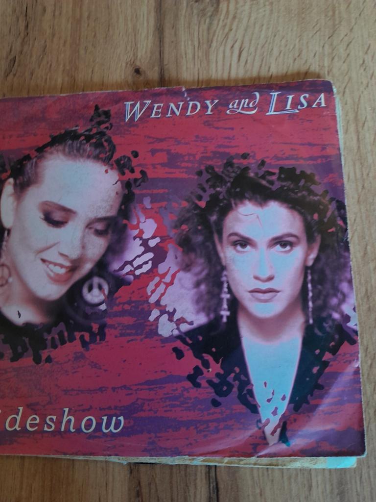 Wendy & lisa 7inch sideshow, Ophalen of Verzenden, Zo goed als nieuw, Pop