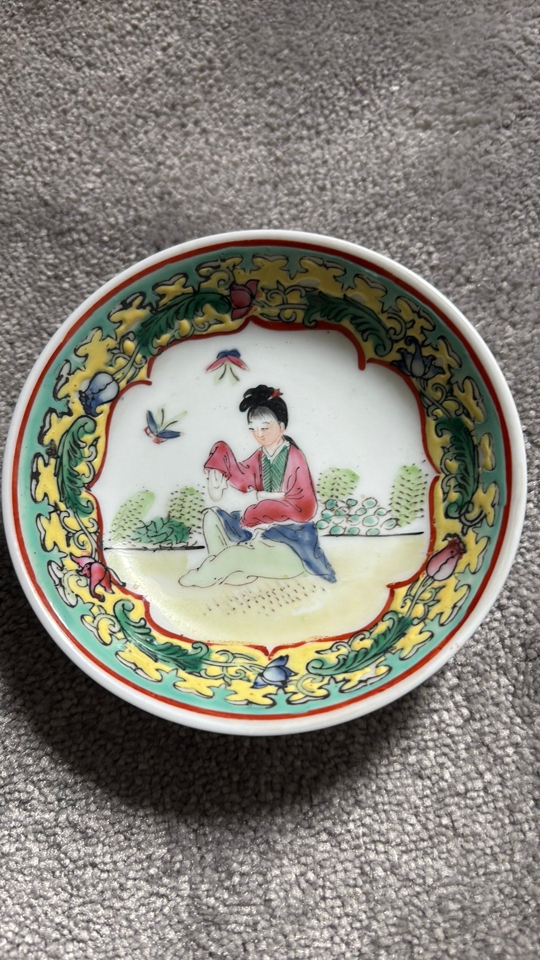 Chinees Porseleinen Schaaltje - Hofdame / Geisha, Ophalen of Verzenden