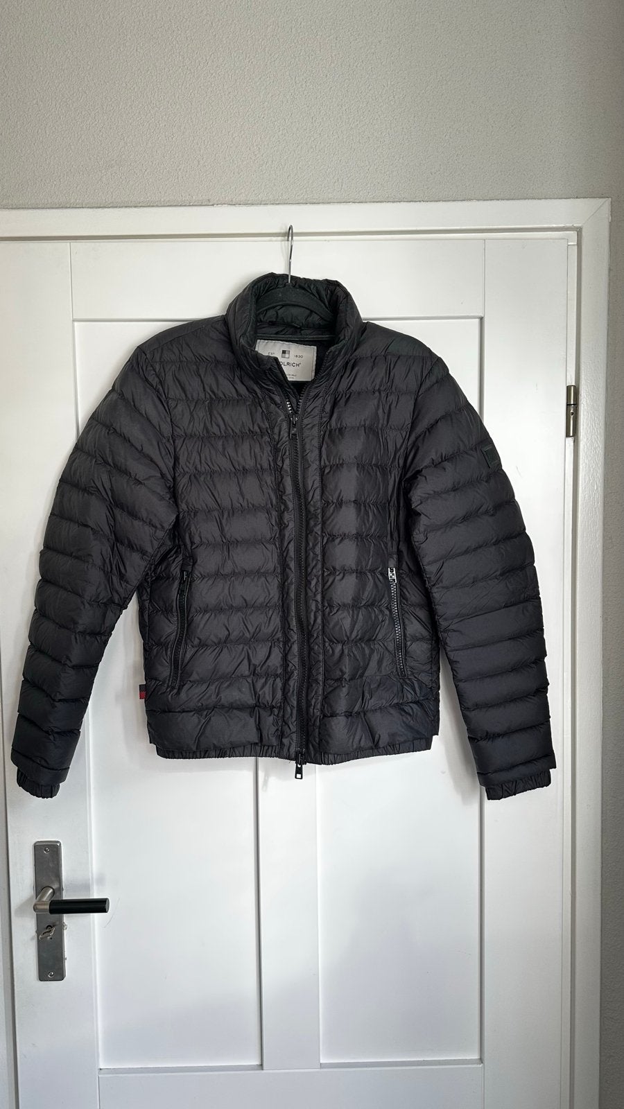 Woolrich Zwarte Donsjas  - Maat S, Kleding | Dames, Ophalen of Verzenden, Zo goed als nieuw, Maat 36 (S), Zwart