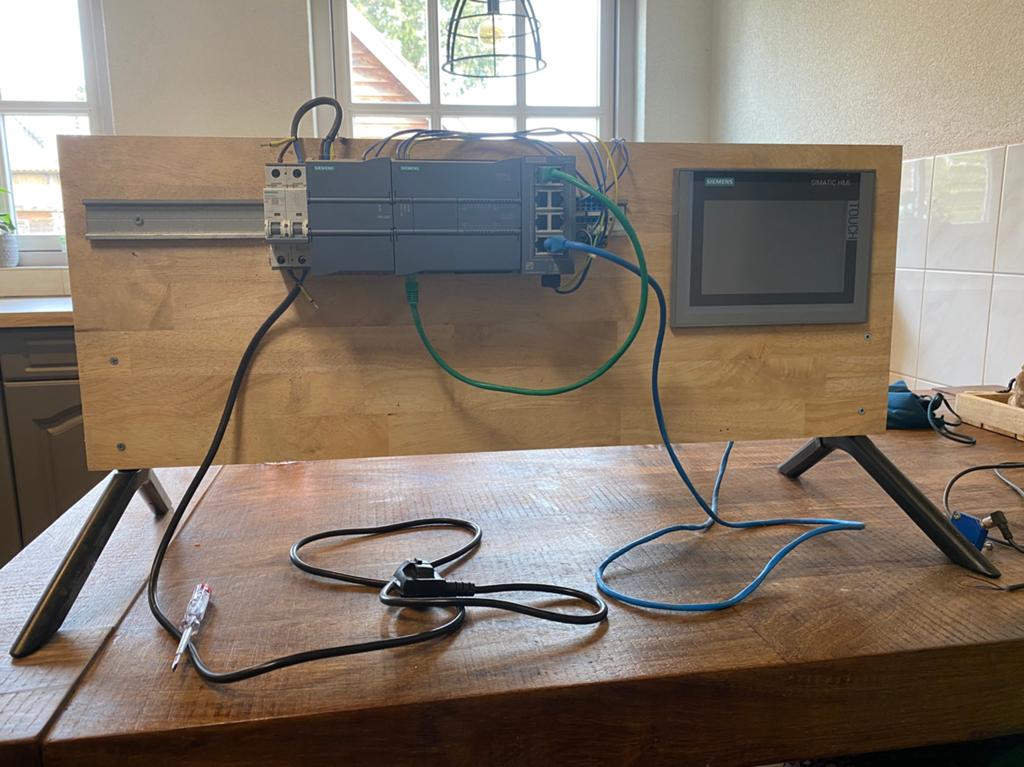 Siemens s7-1200 PLC en TP700 comfort HMI, Ophalen of Verzenden