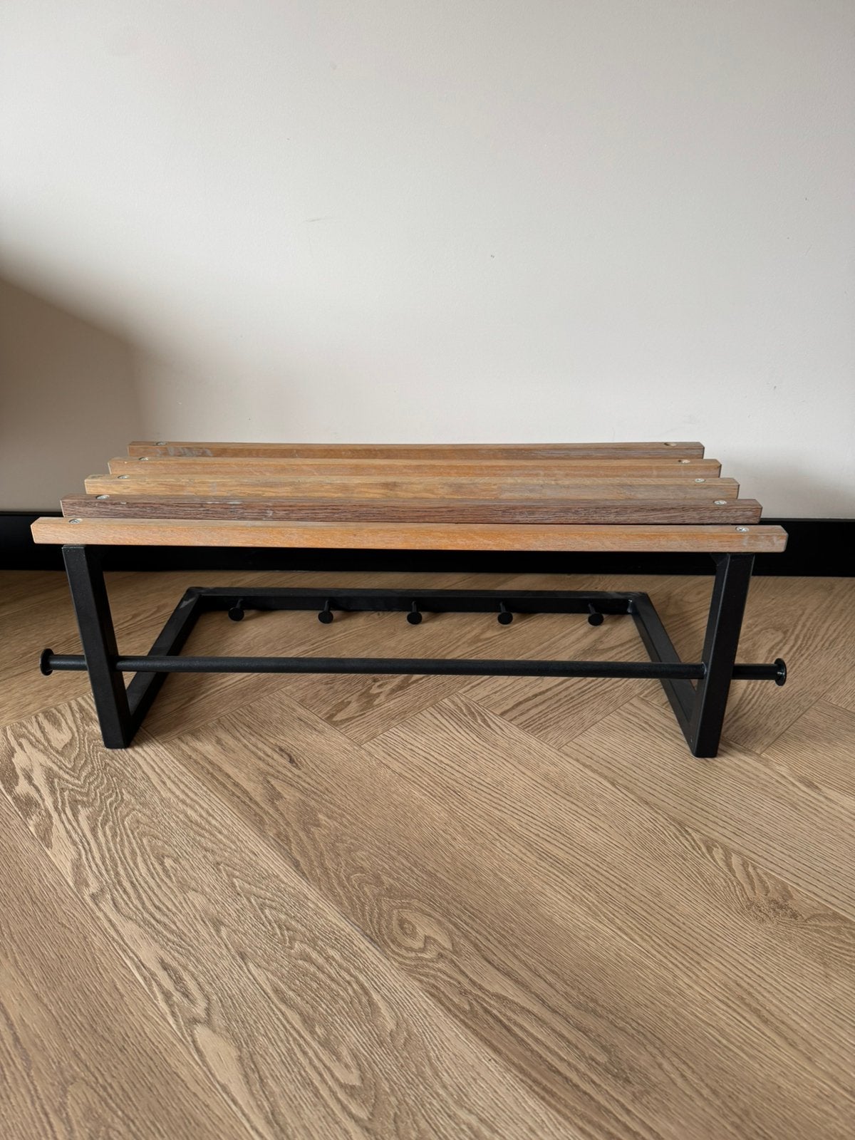 Kapstok met haken en hoedenplank, Ophalen, Gebruikt, 50 tot 100 cm, 25 tot 50 cm