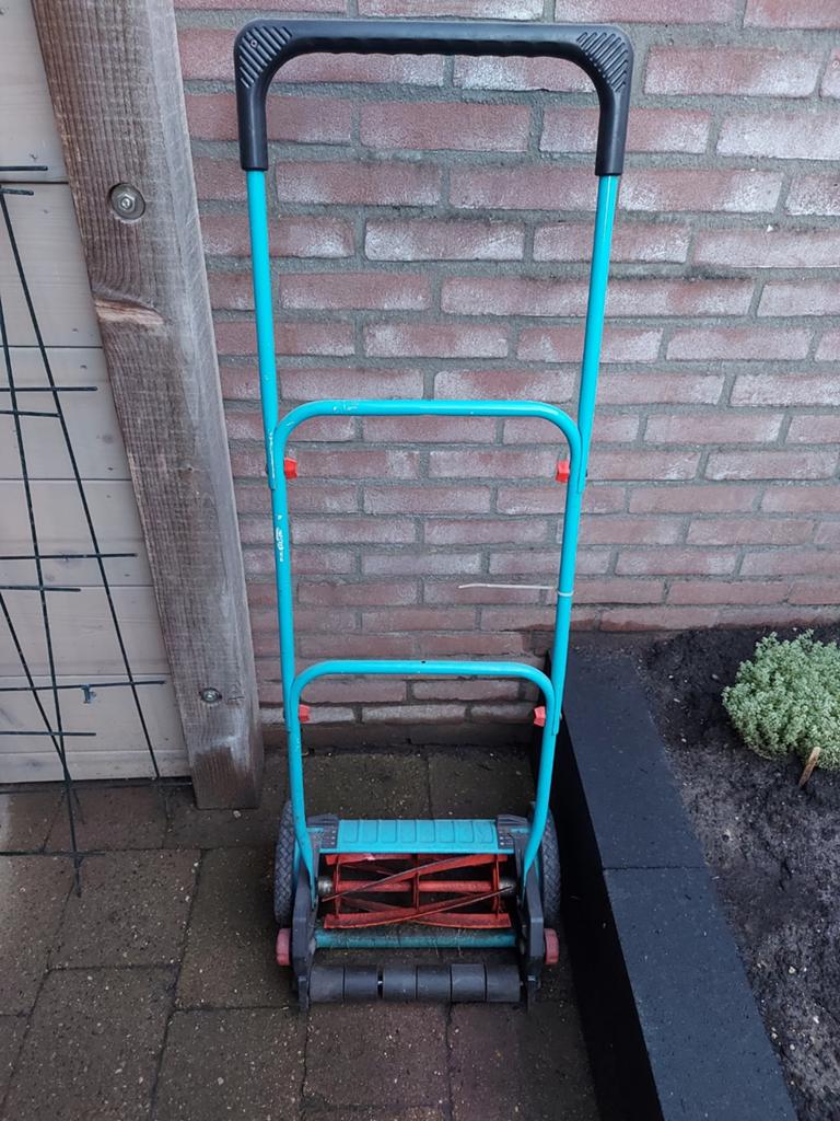 Gardena 4000S handgrasmaaier, Tuin en Terras, Grasmaaiers, Ophalen, Gebruikt, Handgrasmaaier, 30 t/m 39 cm