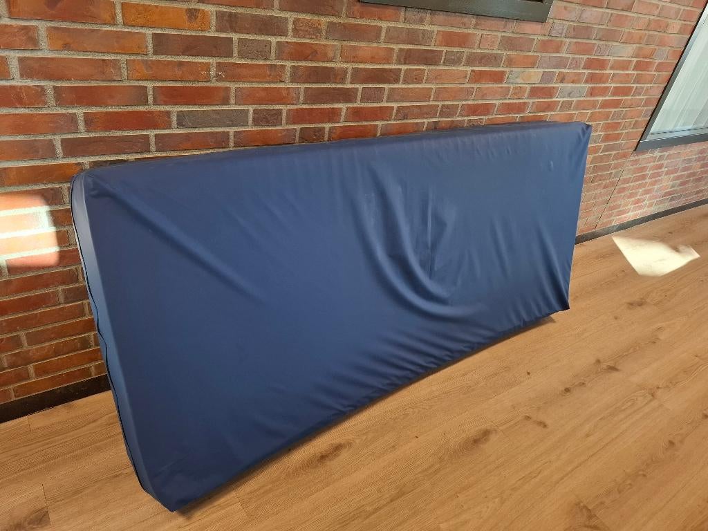Matras 90x200 zacht met beschermhoes, Huis en Inrichting, Slaapkamer | Matrassen en Bedbodems, Ophalen, 90 cm, Eenpersoons, Zo goed als nieuw