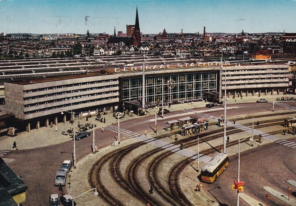 753N Rotterdam panorama Stationsplein, Centraal Station, Ophalen of Verzenden, 1960 tot 1980, Gelopen, Zuid-Holland