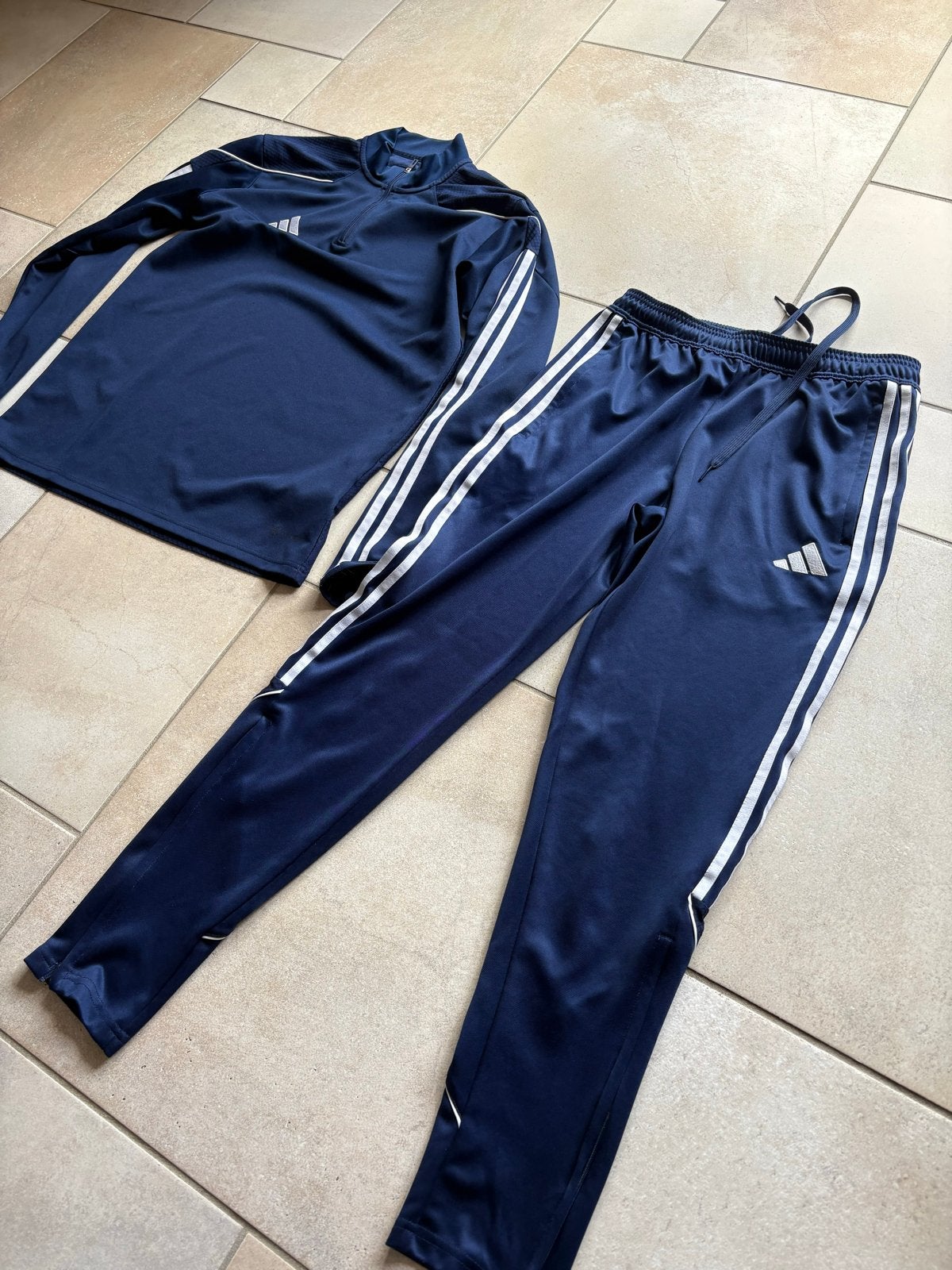Adidas Trainingspak Donkerblauw Maat M, Ophalen, Zo goed als nieuw