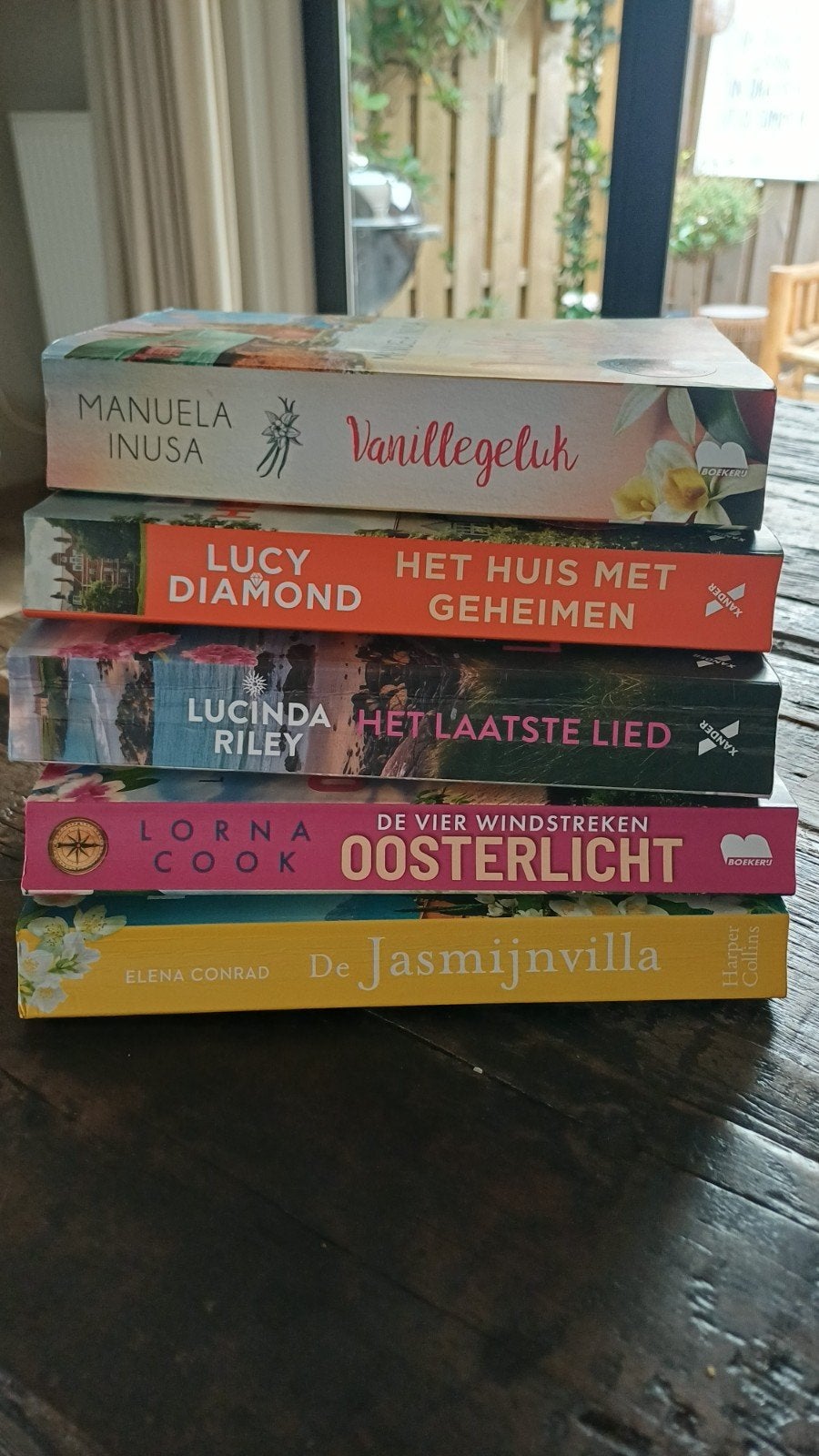 Romans van Elena Conrad, Lorna Cook, Lucinda Riley e.a., Boeken, Ophalen of Verzenden, Zo goed als nieuw