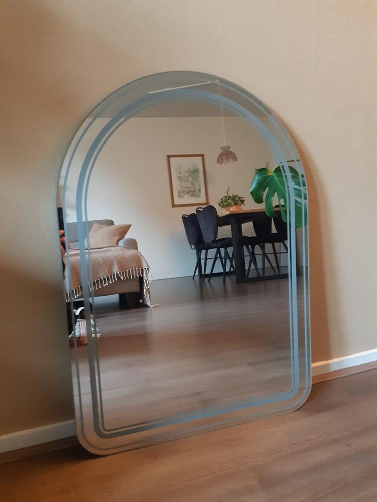 Vintage gegraveerde boogspiegel, Huis en Inrichting, Woonaccessoires | Spiegels, Ophalen, Rechthoekig, Minder dan 50 cm, Minder dan 100 cm