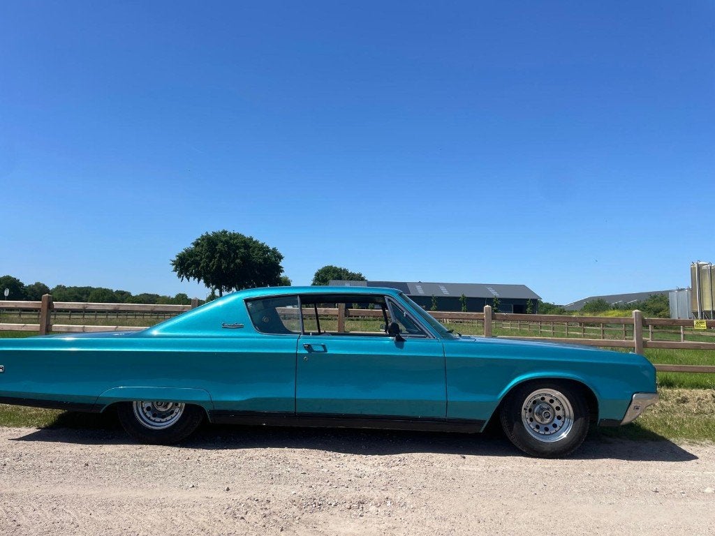 '68 Chrysler Newport Custom | 440 V8 | Coupe | NL Kenteken, Automaat, Achterwielaandrijving, Blauw, Leder en Stof