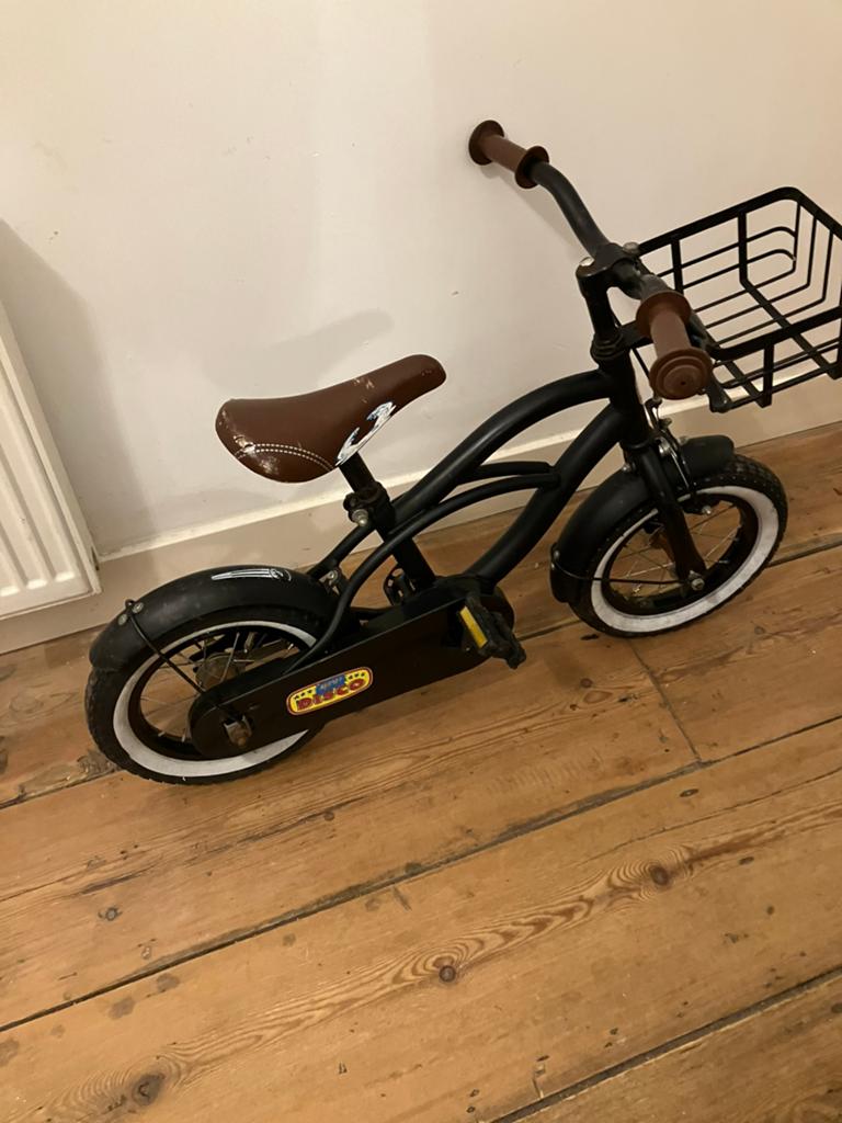 Kinder fiets gemerkt Tomos luxus, Fietsen en Brommers, Ophalen, Zo goed als nieuw, Minder dan 16 inch