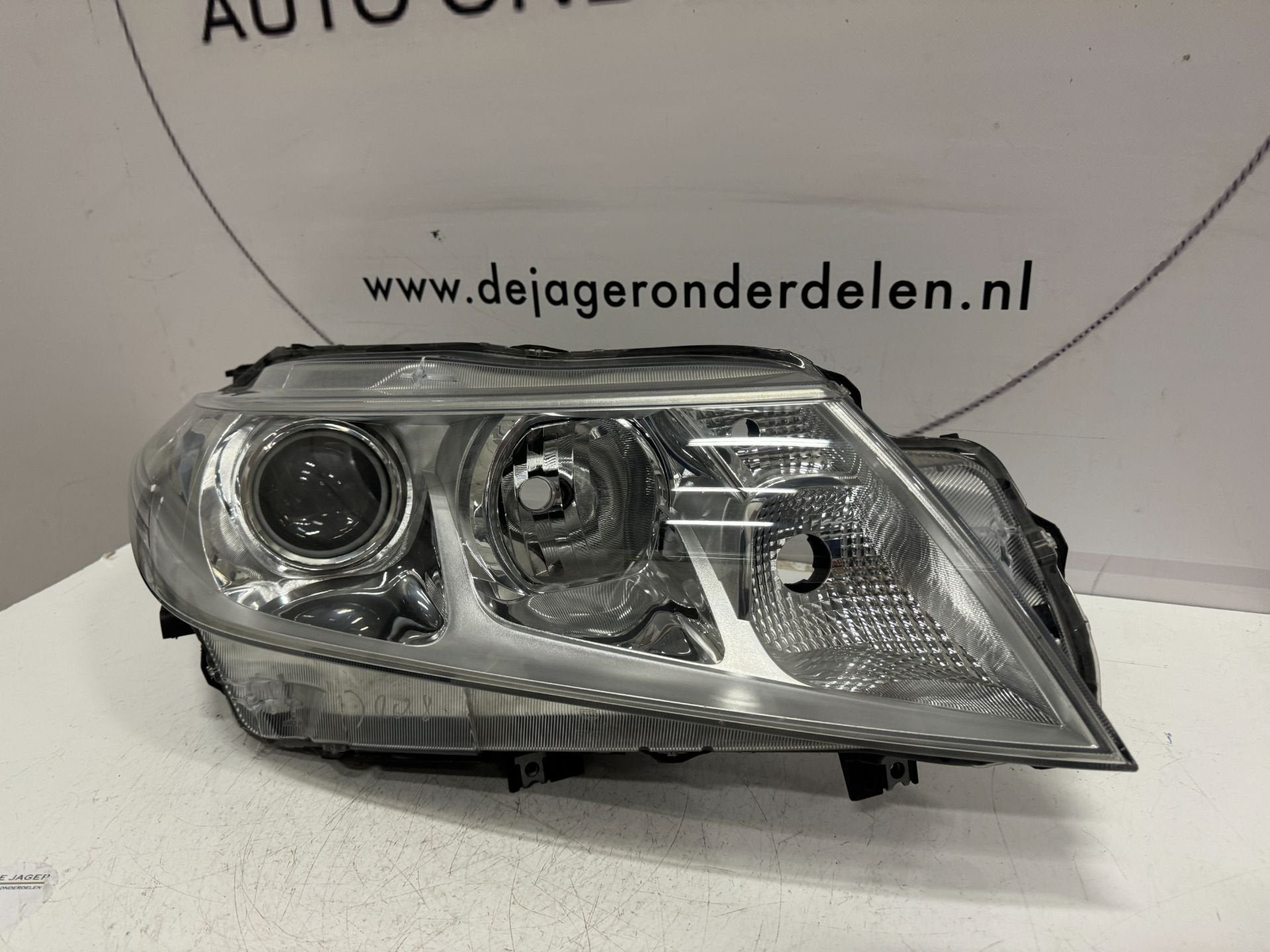 SUZUKI VITARA XENON KOPLAMP RECHTS 100-18097 2015-, Auto-onderdelen, Gebruikt, Info@suzuki.co.jp, Takatsuka-cho, Chuo-ku 300
432-8611  Hamamatsu