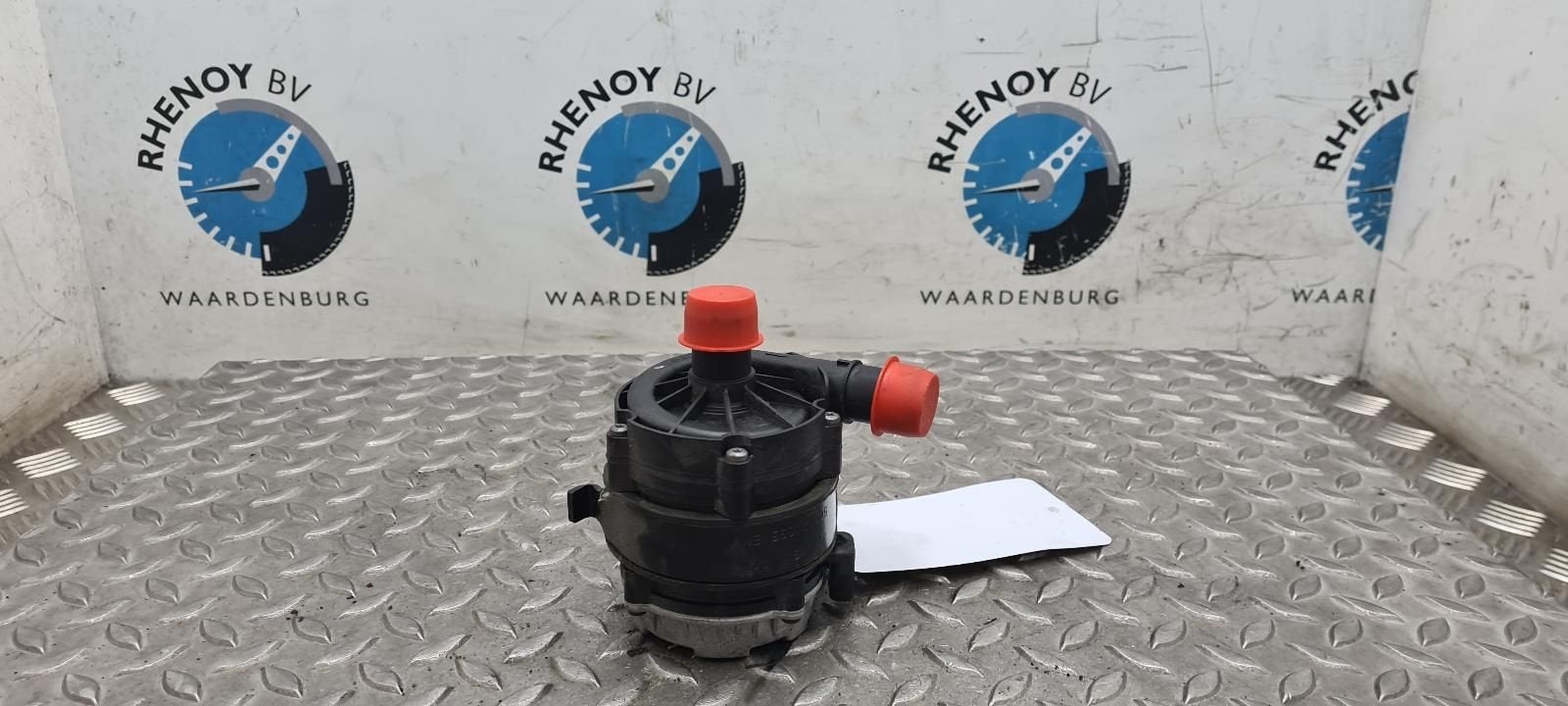 VOLKSWAGEN GOLF WATERPOMP 2018, Ophalen of Verzenden, Gebruikt, Stiba lid