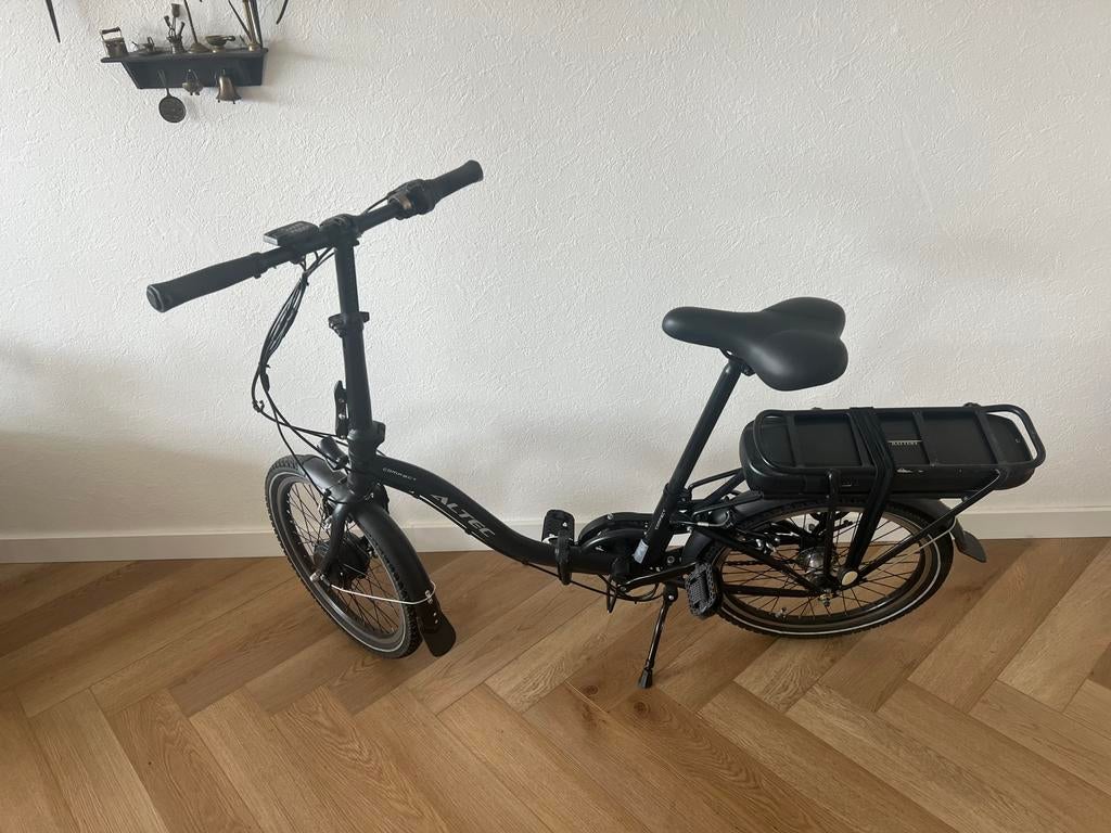 E-bike Altec Comfort zwart, Fietsen en Brommers, Elektrische fietsen, Overige merken, Gebruikt, Ophalen of Verzenden, Minder dan 47 cm