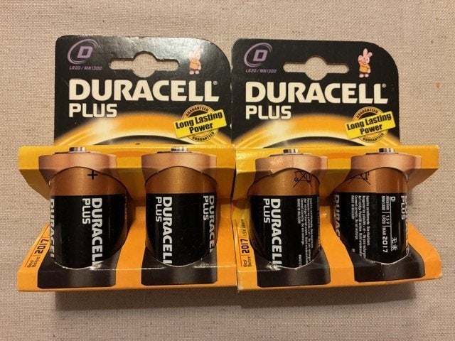 4x Duracell Plus D batterijen LR20 ongeopend - THT 2017, Ophalen of Verzenden, Zo goed als nieuw