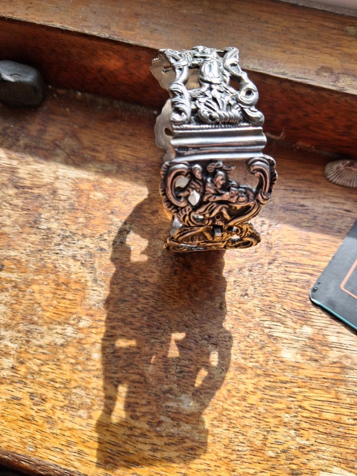 Antieke zilverkleurige armband met gedetailleerd reliëf, Ophalen of Verzenden