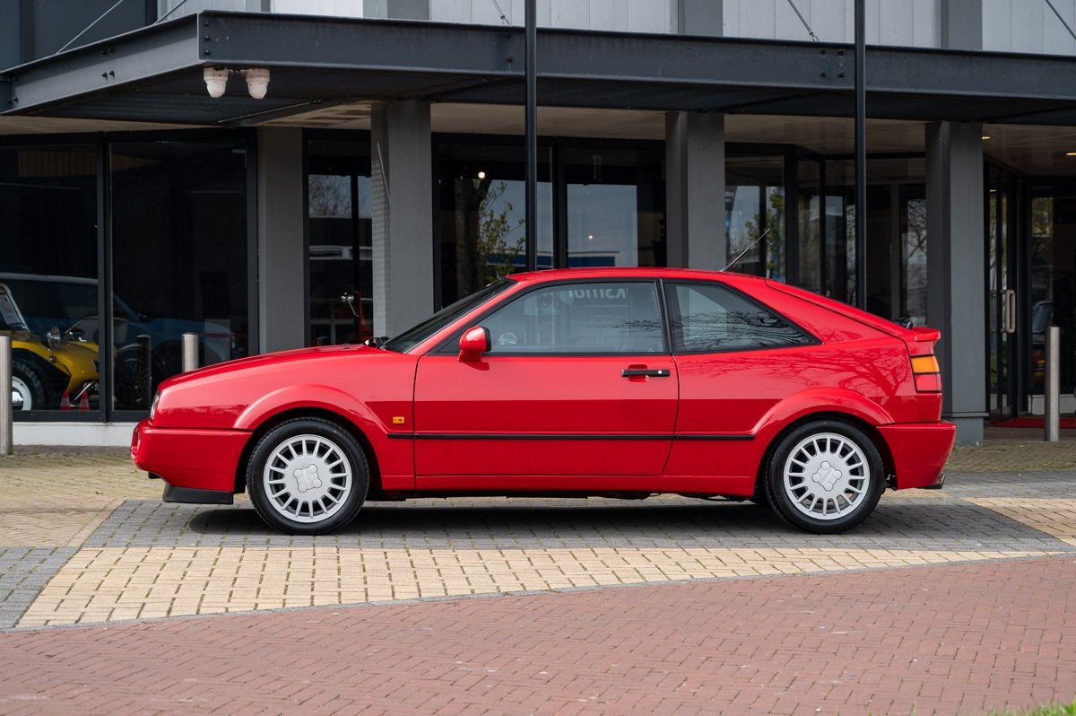 Volkswagen Corrado 1.8 16V (bj 1990), Auto's, Zwart, Origineel Nederlands, Bedrijf, Handgeschakeld