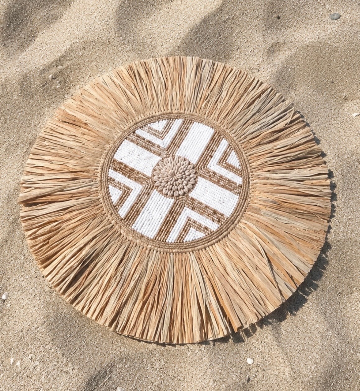 Boho wanddecoratie van raffia en schelpen, 45 cm, Beige, Boho, Nieuw, Ophalen of Verzenden