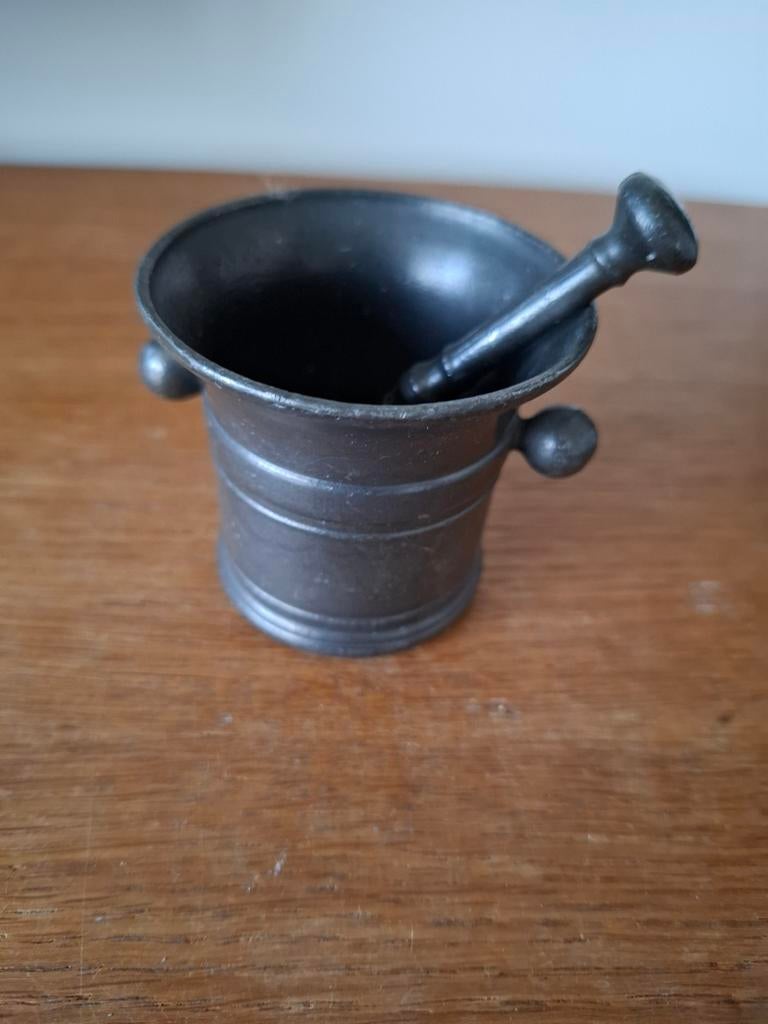 Kleine antieke vijzel met stamper, Antiek en Kunst, Antiek | Tin, Ophalen of Verzenden