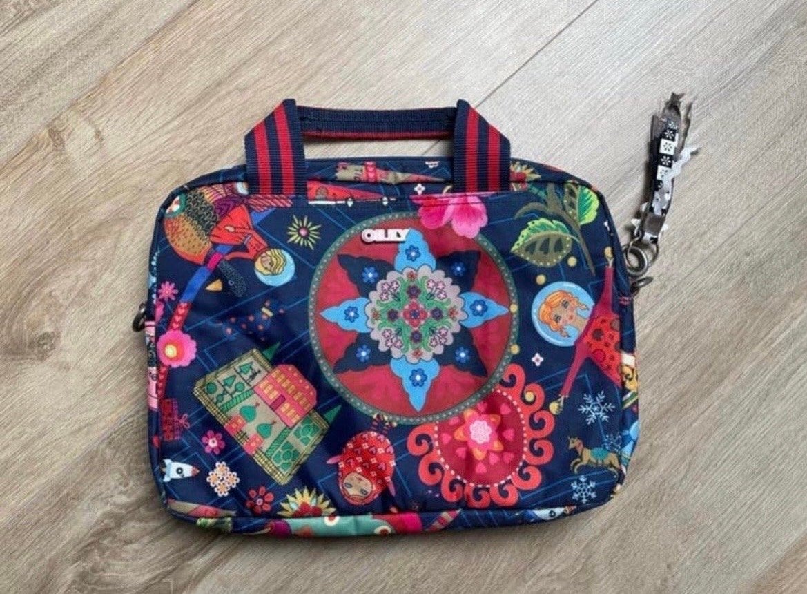 Oilily laptoptas - Kleurrijk en praktisch, Sieraden, Tassen en Uiterlijk, Ophalen of Verzenden, Zo goed als nieuw, Blauw, Overige typen