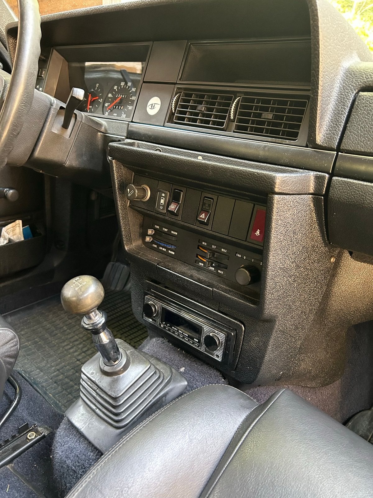 Volvo 244 240 sedan uit 1982, foto 5