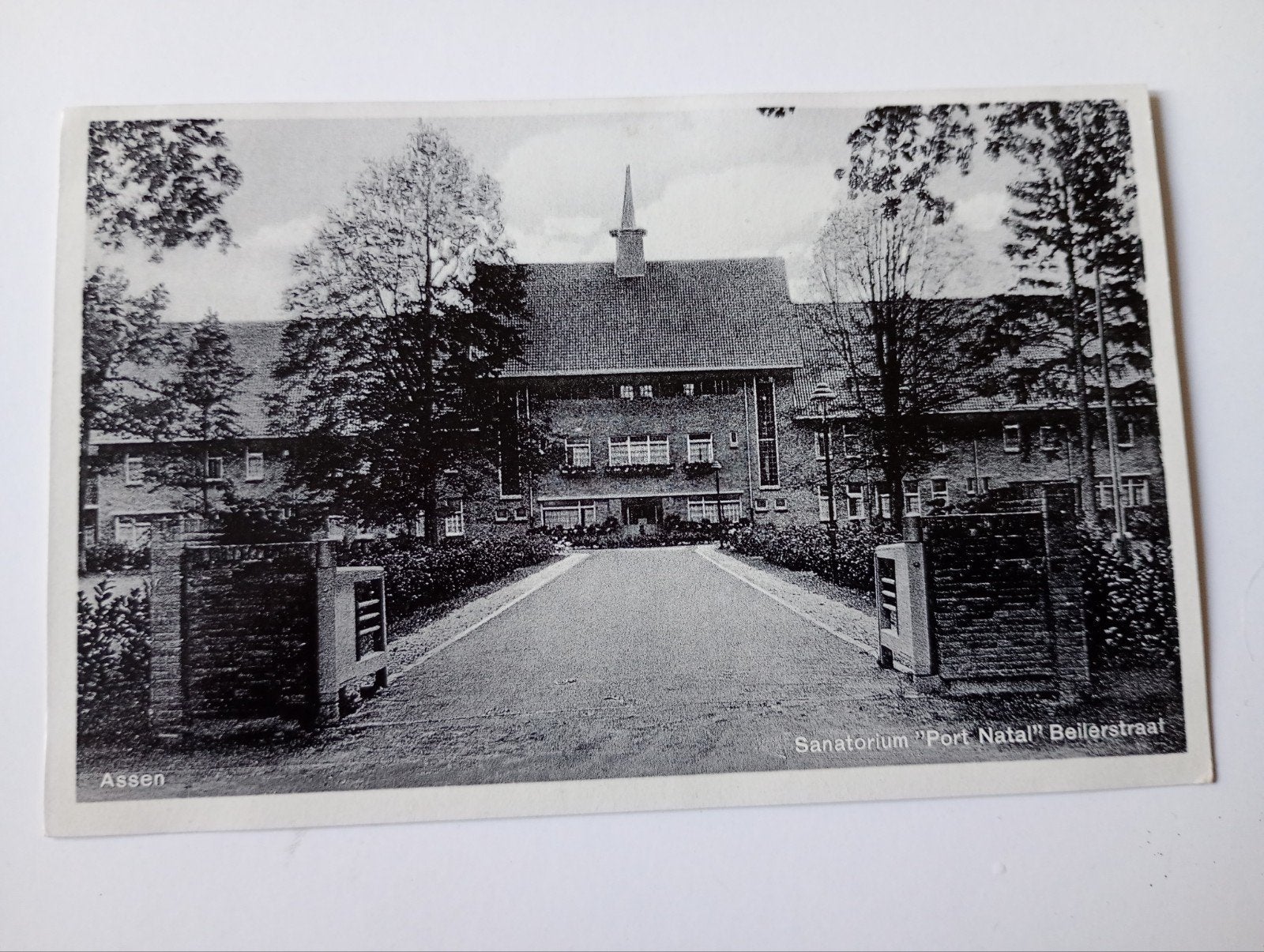 Assen Beilerstraat Sanatorium Port Natal 1939, Verzamelen, Ansichtkaarten | Nederland, Ophalen of Verzenden, 1920 tot 1940, Gelopen