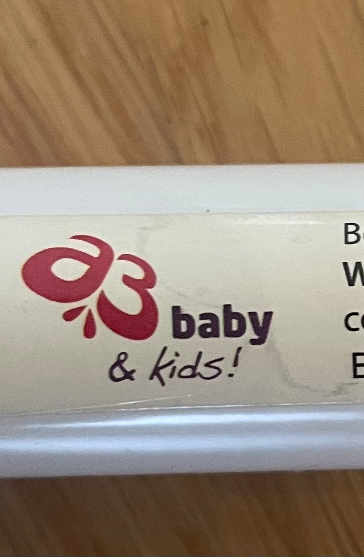 Bedrekje baby kids extra bedrand 170/77cm, Gebruikt, Eenpersoons, Wit, Hout