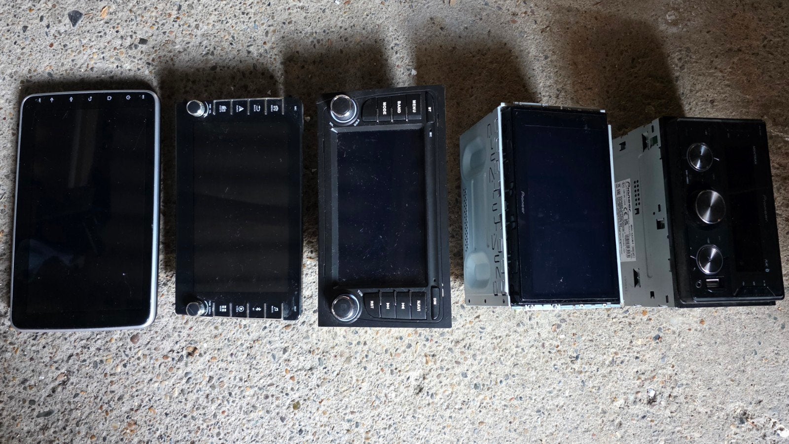Diverse auto audio apparatuur, Ophalen