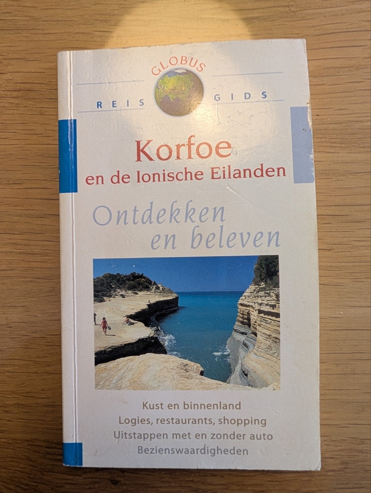 Globus Reisgids Korfoe en de Ionische Eilanden, Boeken, Reisgidsen, Europa, Ophalen of Verzenden, Reisgids of -boek, Gelezen