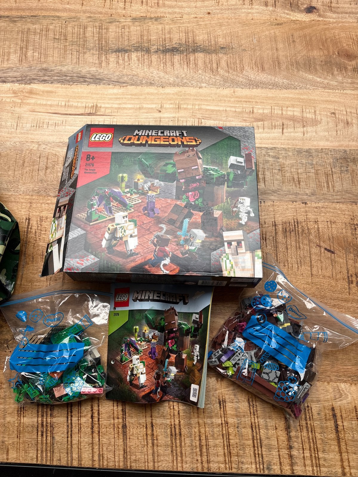 LEGO Minecraft Dungeons 21176 The Jungle Abomination, Minecraft, Lego, Ophalen of Verzenden, Zo goed als nieuw
