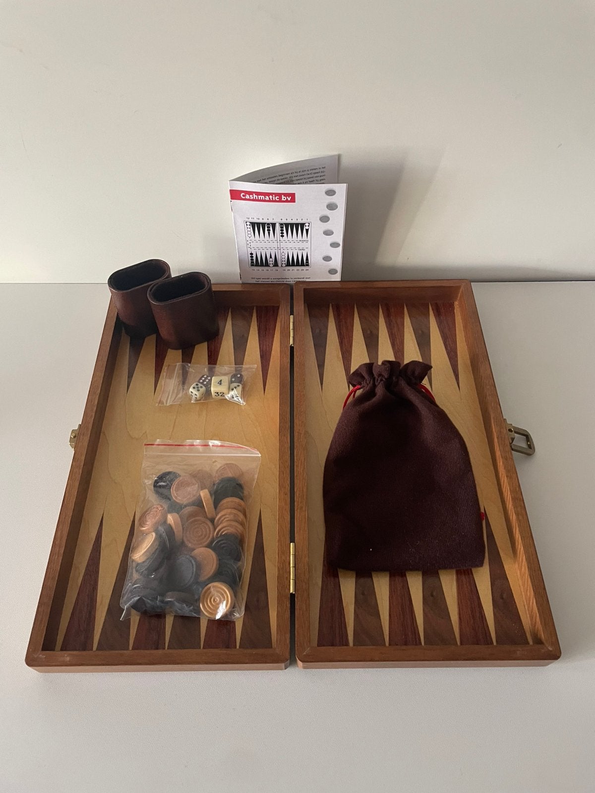 ZGAN houten Backgammon  100% compleet!, Een of twee spelers, Ophalen of Verzenden, Nieuw, Reisspel