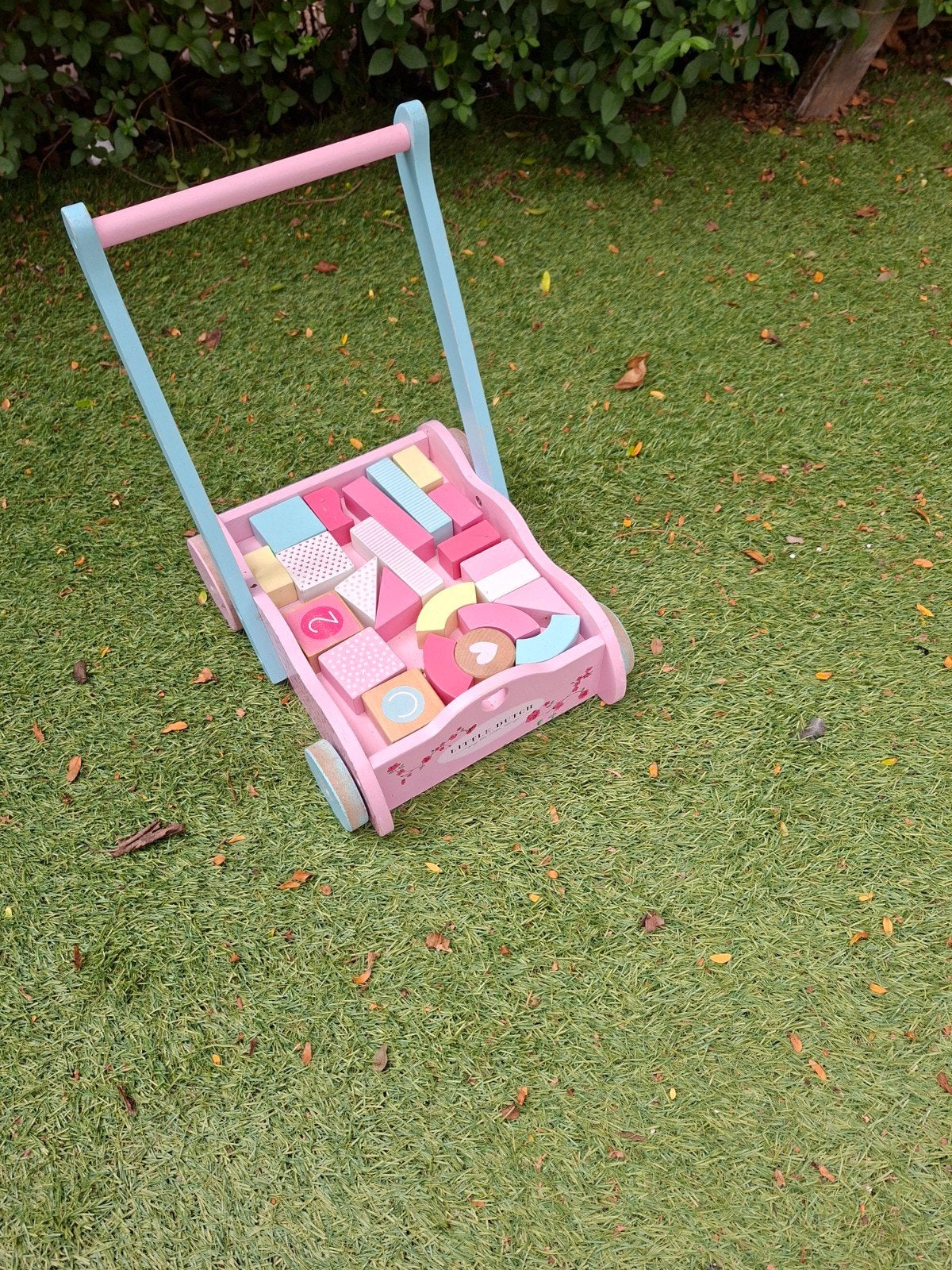 Houten loopwagen met blokken Little Dutch, Kinderen en Baby's, Speelgoed | Houten speelgoed, Ophalen