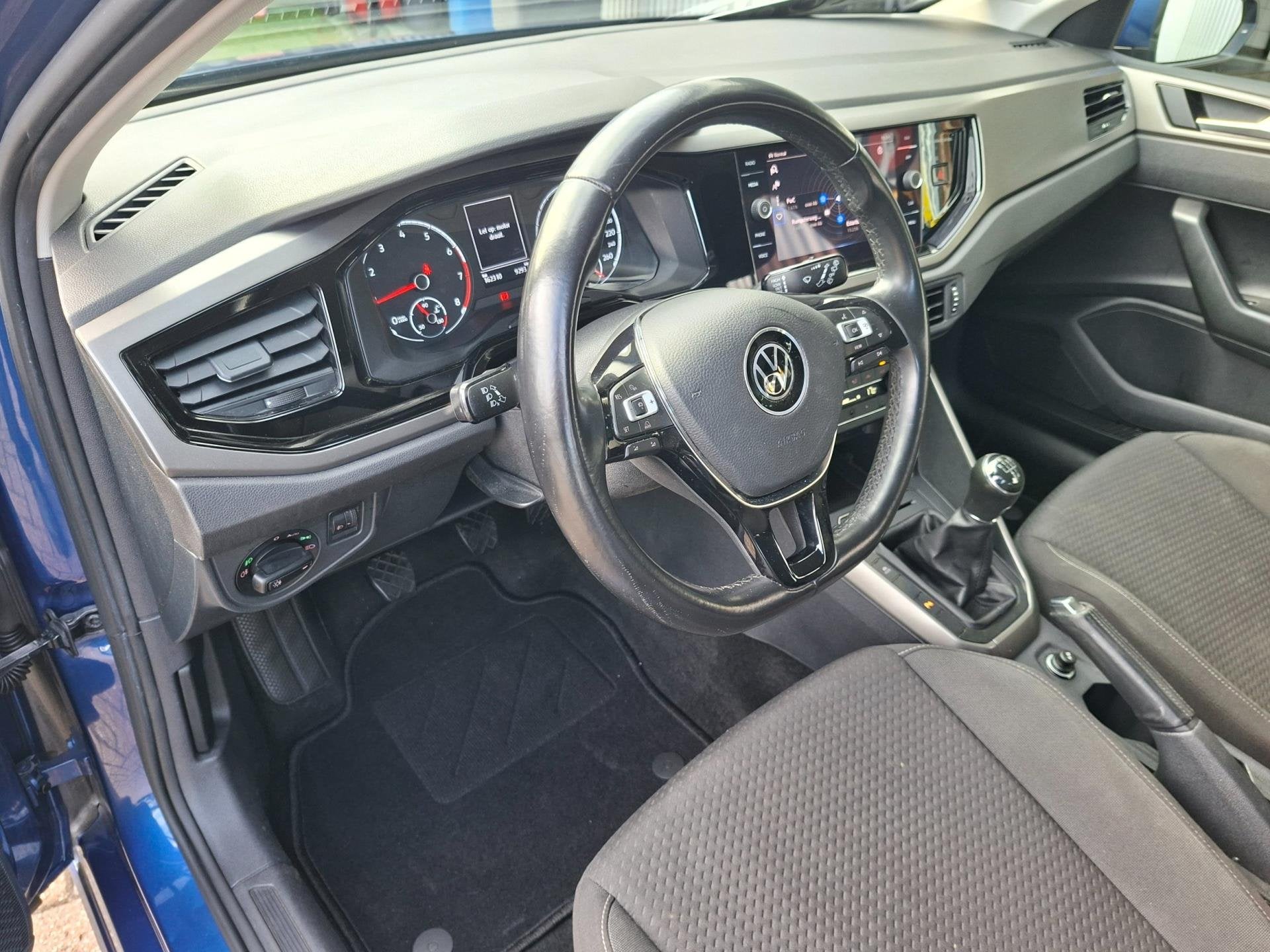 Foto 8 van Volkswagen Polo 1.0 TSI Apple car Ecc 95 PK Cruise PDC v+a