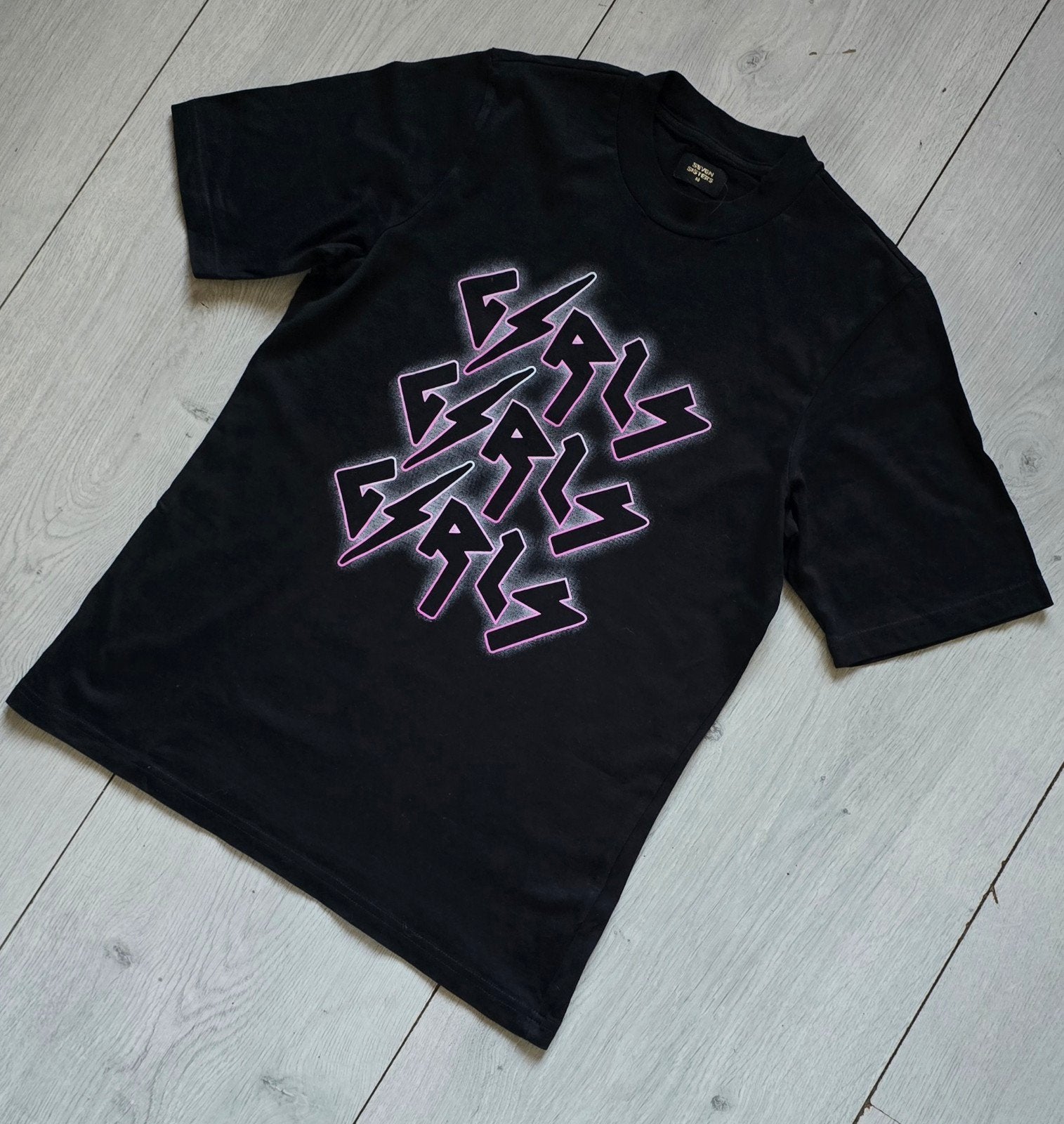 Seven Sisters T-shirt Zwart met "GIRLS" opdruk - Maat M, Kleding | Dames, Maat 38/40 (M), Seven Sisters, Zwart, Ophalen of Verzenden