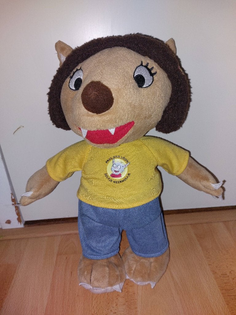 Noura knuffel van dolfje weerwolfje, Kinderen en Baby's, Speelgoed | Knuffels en Pluche, Overige karakters, Overige typen, Ophalen of Verzenden