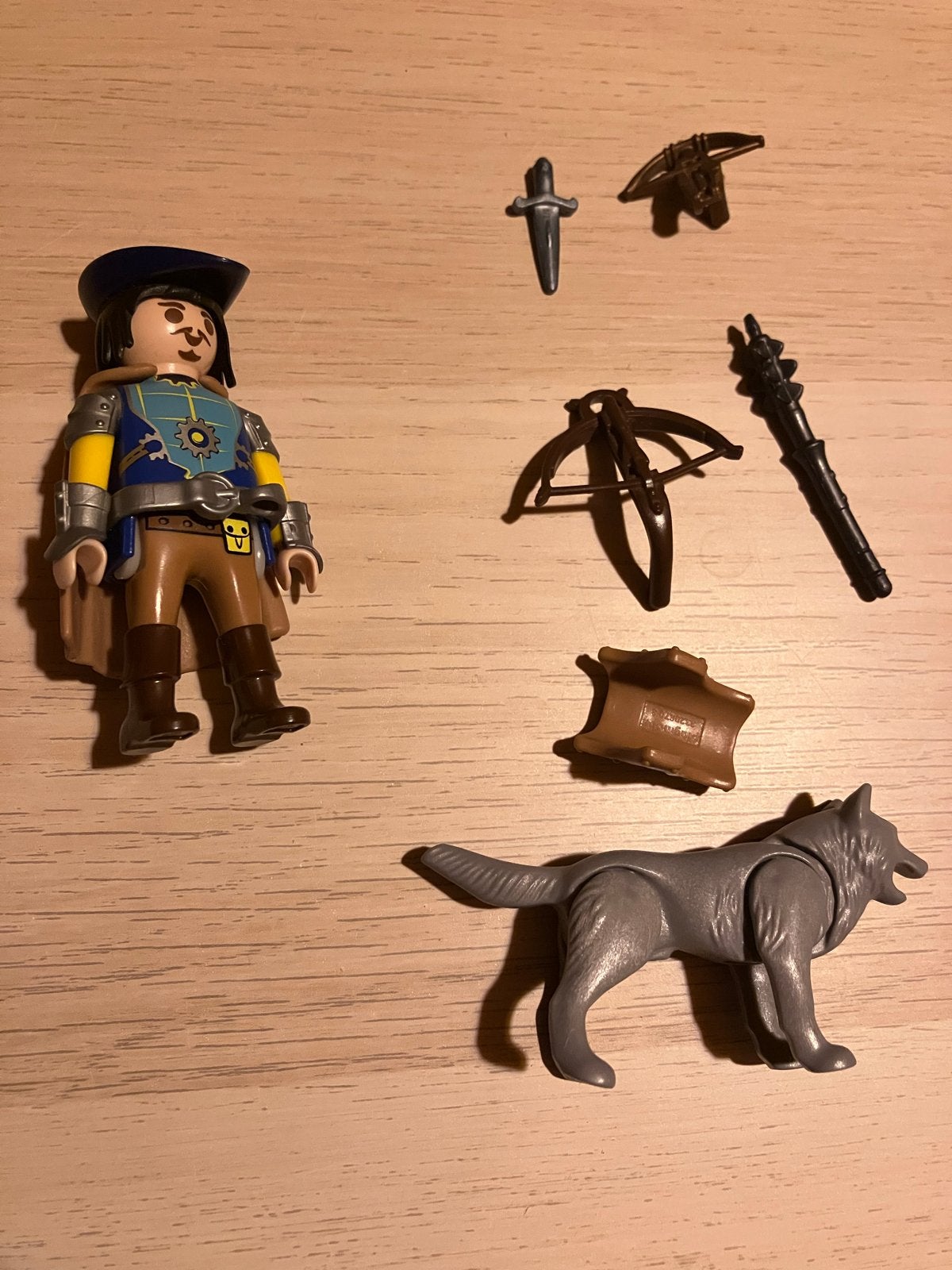 Sinttip! Playmobil novelmore 70229 ridder met wolf en wapens, Ophalen of Verzenden, Gebruikt