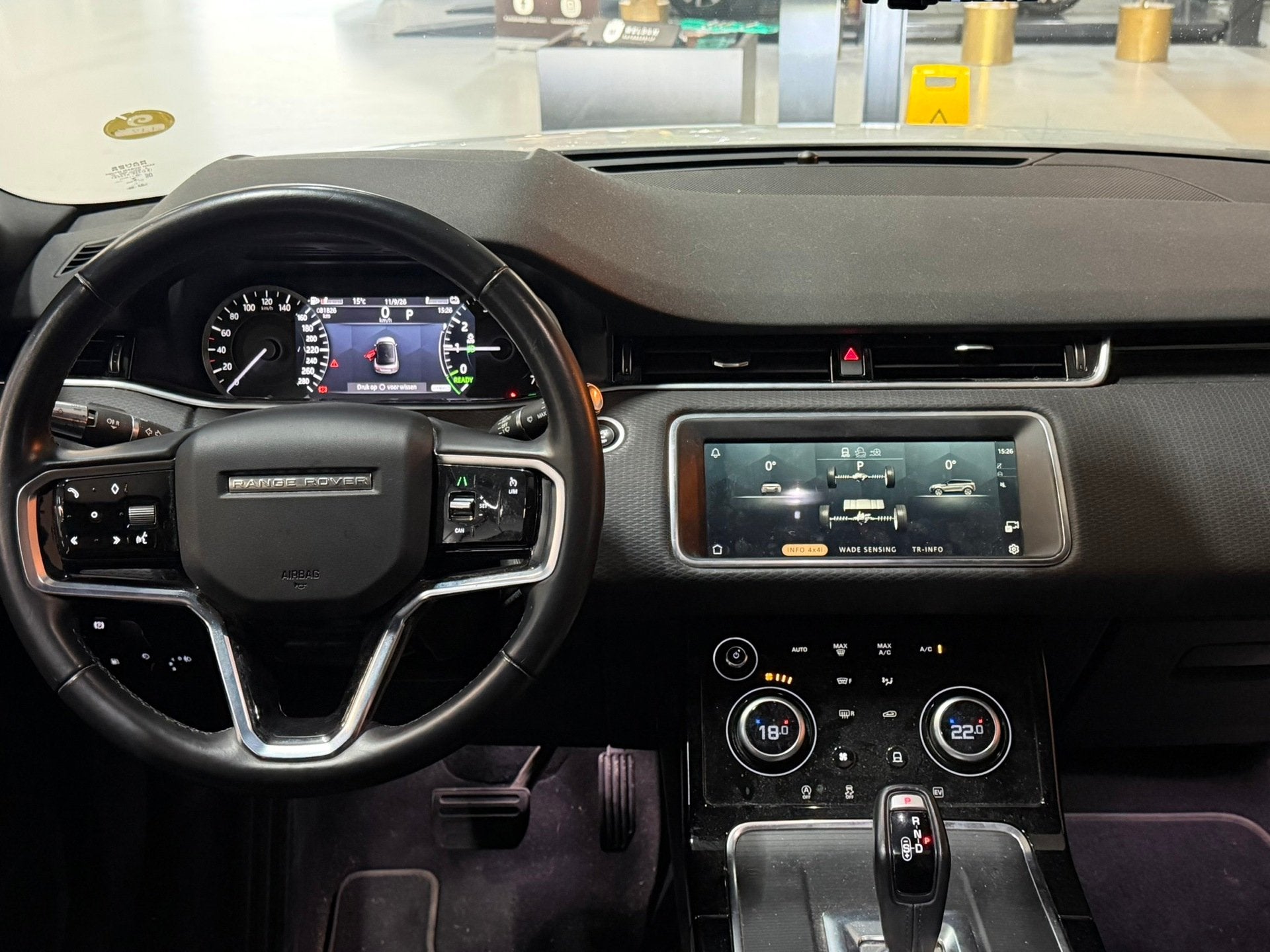 Land Rover Range Rover Evoque 1.5 P300e AWD Garantie|1e Eig|, Auto's, Automaat, Parkeersensor, Met garantie (alle), Wit