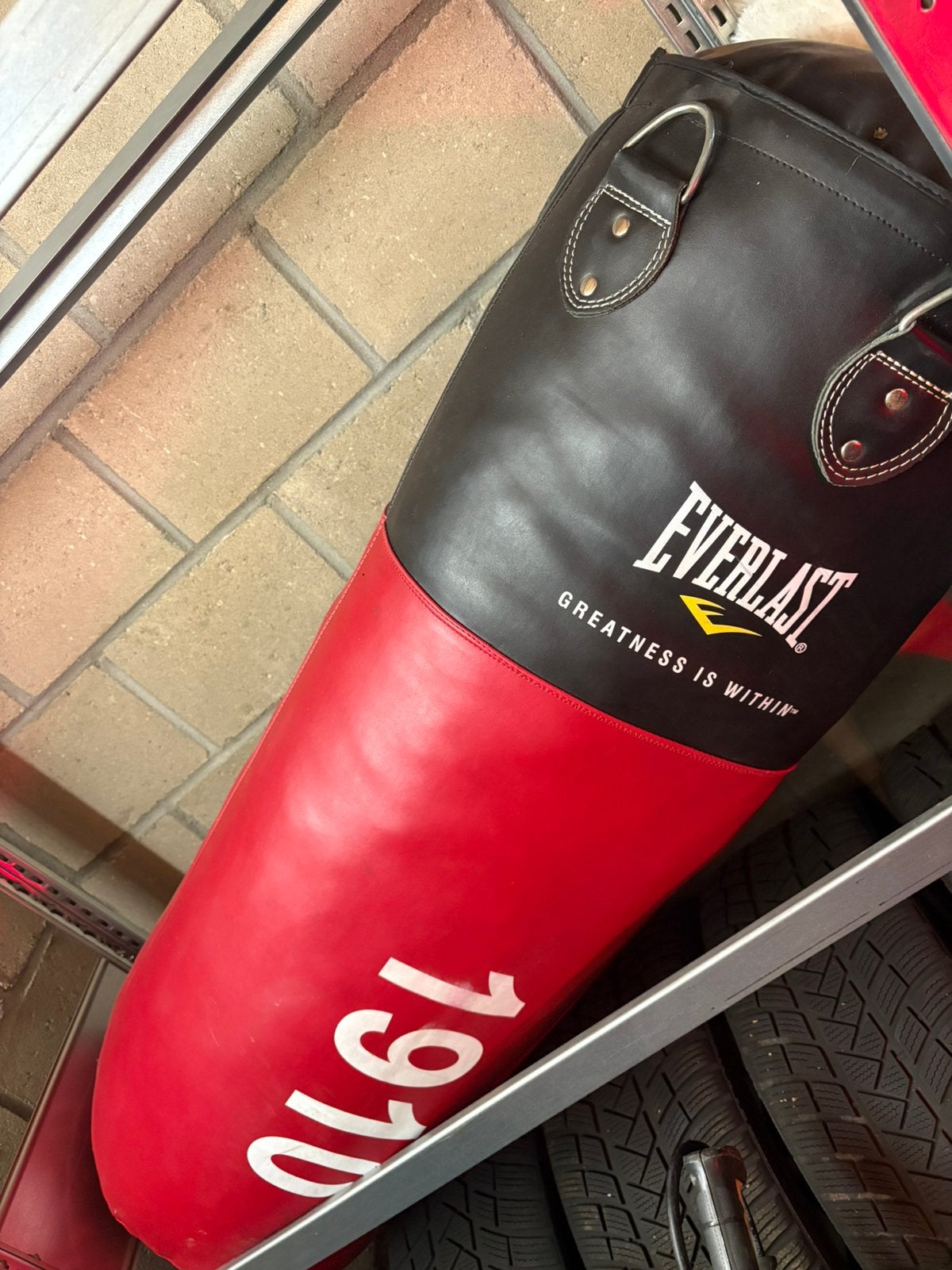 Boxbal met ketting, Sport en Fitness, Ophalen, Zo goed als nieuw, Bokszak
