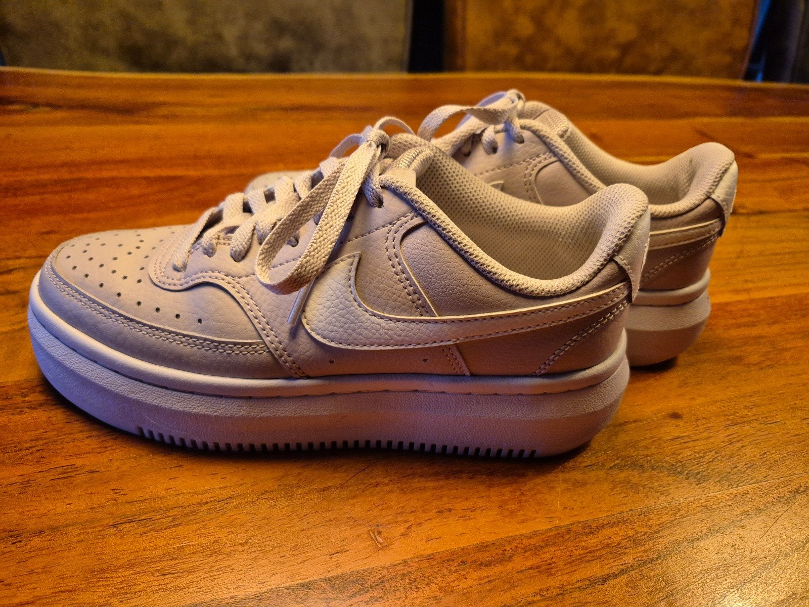 Nike Court Vision Alta Platform Sneakers - Zo goed als nieuw, Beige, Nike, Ophalen of Verzenden, Sneakers of Gympen