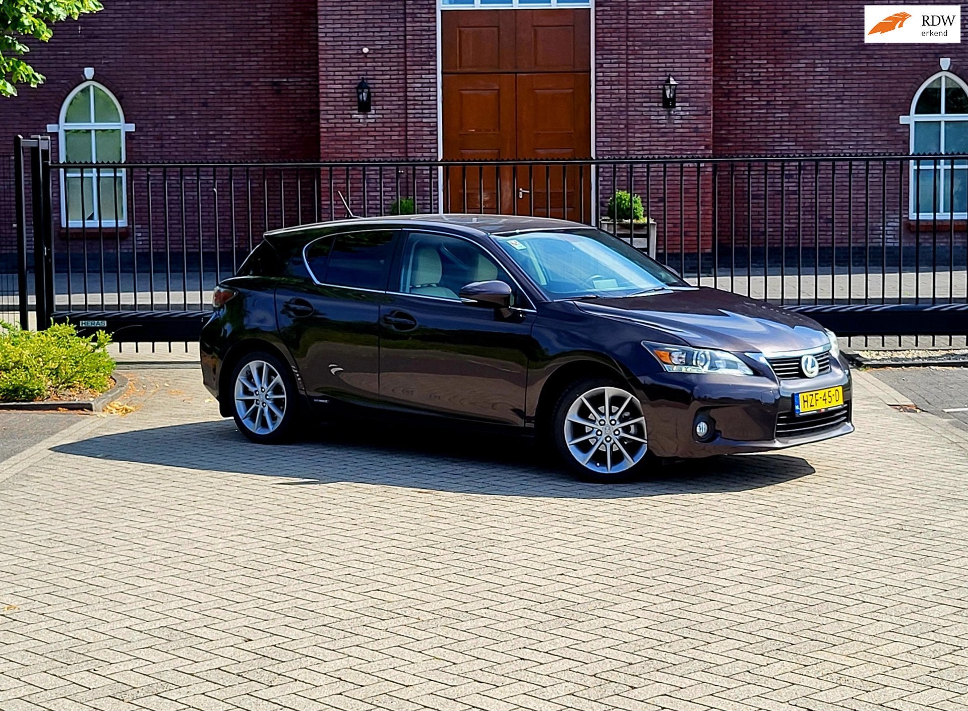 Lexus CT 200h Hybrid / Automaat / Airco / Dak / Led / Elek p, Auto's, Lexus, Euro 5, Gebruikt, Beige, 4 cilinders