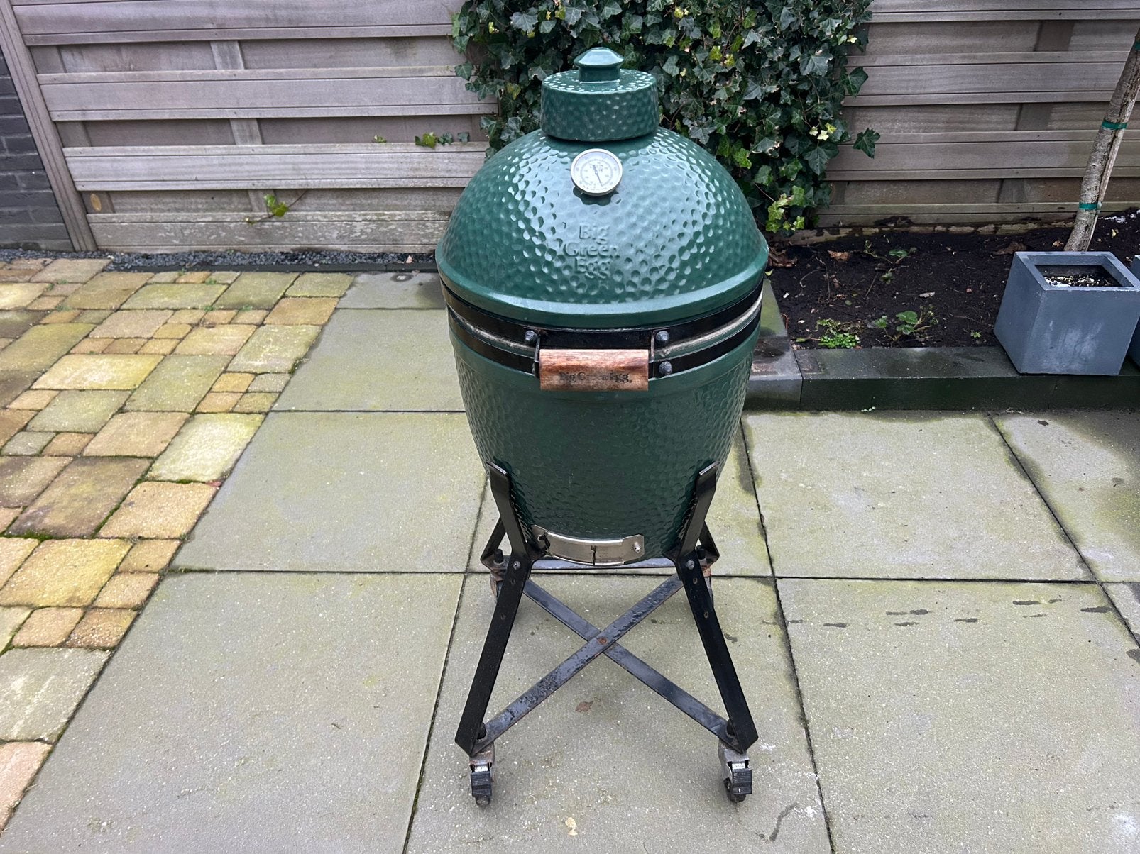 Big Green Egg Small/ConvEGGtor/Cast Grid/KAMADO/BBQ, Ophalen of Verzenden, Zo goed als nieuw