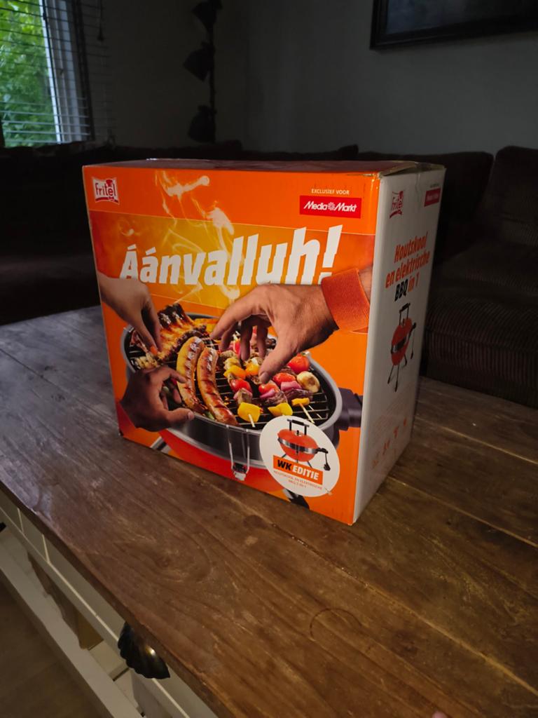 Fritel Houtskool en Elektrische BBQ 2-in-1 WK Editie, Ophalen, Nieuw, Fritel