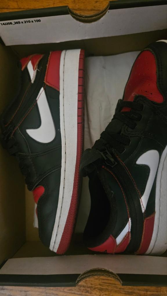 Nike Air Jordan 1 Low - Zwart/Gym Red Wit - Maat  36, Ophalen of Verzenden, Jongen of Meisje, Sportschoenen