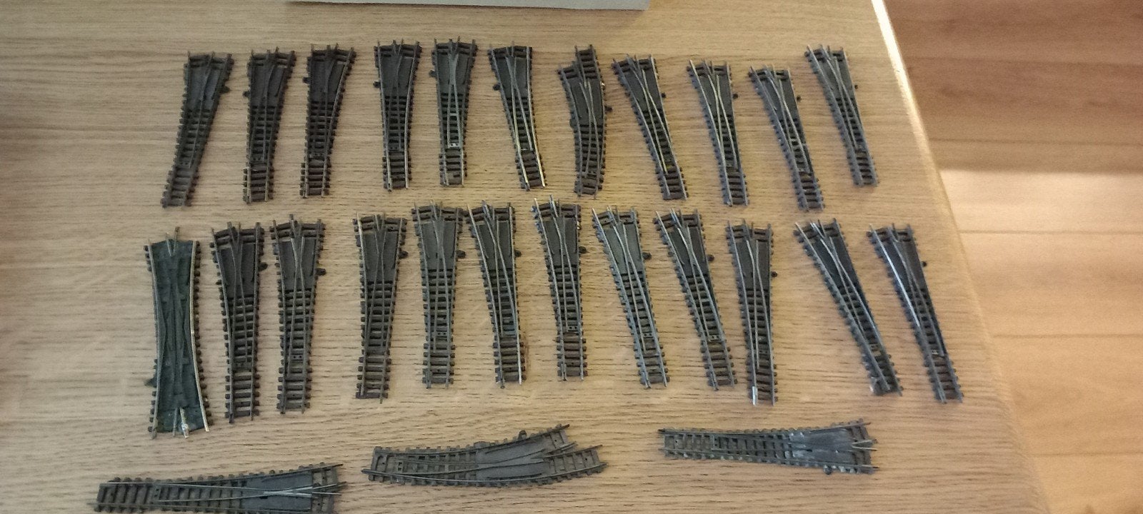 Te koop 40 € voor 26 x arnold  n spoor wissels, Hobby en Vrije tijd, Modeltreinen | N-Spoor, Arnold, Gebruikt, Gelijkstroom, Verzenden