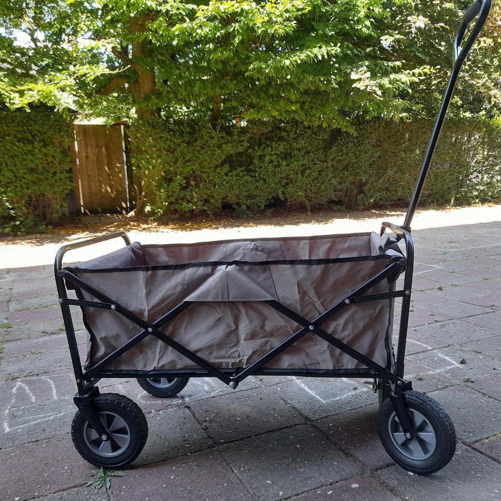 Erop uit handige vierwiels bolderkar met draaglussen, Ophalen, Opvouwbaar, Gebruikt