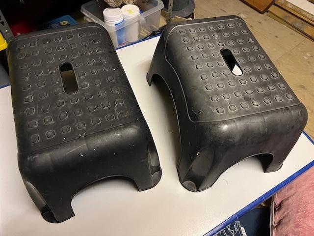 2 opstapjes caravan camper te koop, Caravans en Kamperen, Caravan accessoires, Ophalen, Gebruikt