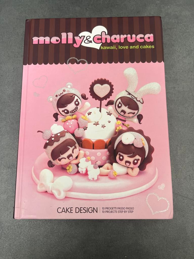 Molly & Charuca Kawaii Cake Design Boek - Nieuwstaat, Hobby en Vrije tijd, Ophalen of Verzenden, Nieuw, Taarten of Cupcakes, Boek of Tijdschrift