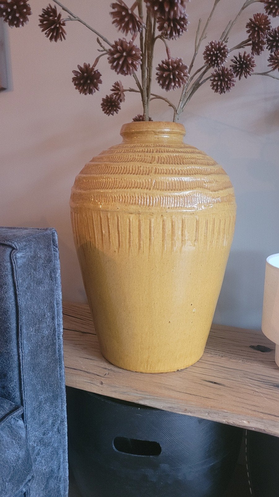 prachtige okergele decoratie vaas 52 cm hoog, 52 cm, Geel, Ophalen of Verzenden, Zo goed als nieuw