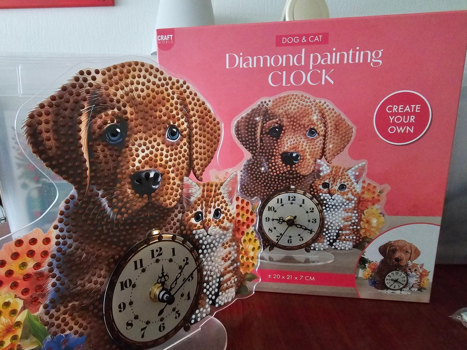 Handgemaakte diamondpainting klok opbrengst voor goed doel!, Ophalen of Verzenden, Nieuw, Overige thema's